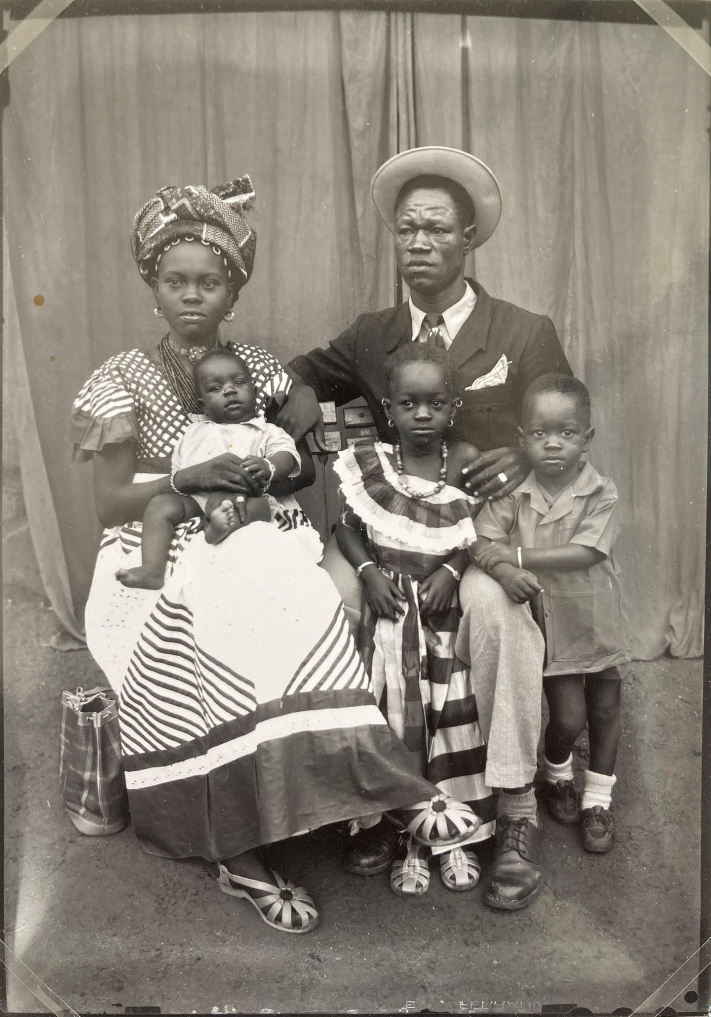 Seydou Keita - Young colonial official and his family
