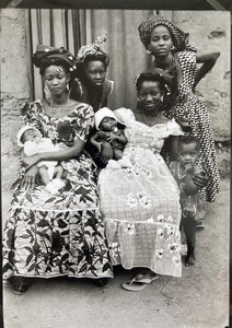 Seydou Keita - Four women in straitjackets with babies