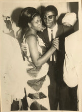 Load image into Gallery viewer, Malick Sidibé - Chemise - Mariage Youssoufi 21-12-68
